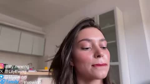 Lily   online show from 07-31-26, 03:33