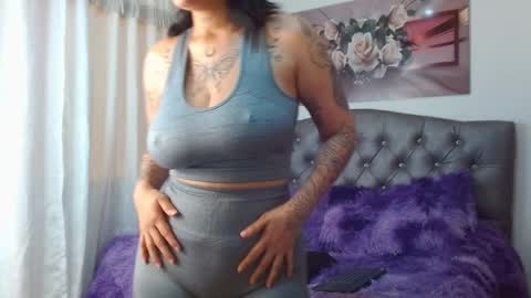 lilyfox23 online show from 03-08-25, 04:06