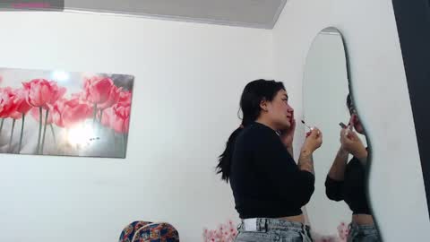 lilyfox23 online show from 04-18-26, 12:42