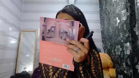 Snapshot of lilyjamesx chatting on 02-19-25, 10:31 lilyjamesx online show from 02-19-25, 10:31