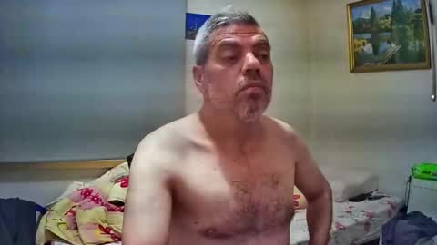 lilylovelyman50 online show from 05-18-26, 04:07