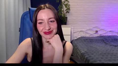 Lily online show from 11-01-25, 04:25