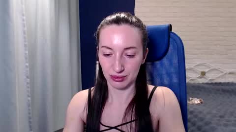 Lily online show from 03-16-26, 06:28