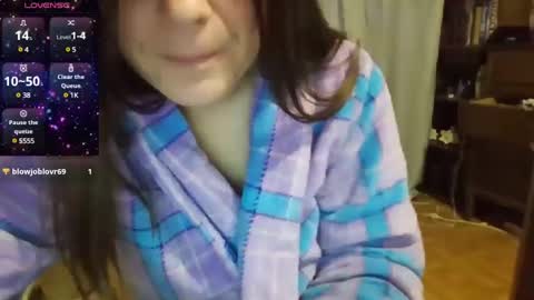 lilypad1981 online show from 01-01-25, 08:58