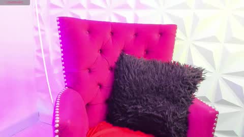 Lily Queen online show from 09-19-25, 02:40