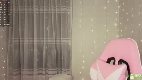 Snapshot of lilyrose1_ chatting on 11-13-25, 05:34 You can call me Li ... online show from 11-13-25, 05:34