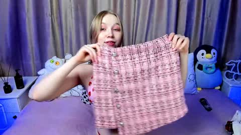 Lilian online show from 02-08-25, 06:43