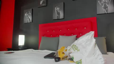 Lilythadam online show from 09-25-25, 08:12