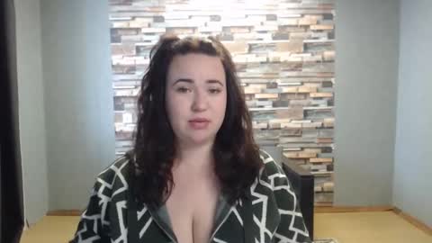 Snapshot of limalagris chatting on 11-10-25, 06:34 busty princess online show from 11-10-25, 06:34