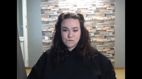 Snapshot of limalagris chatting on 11-29-25, 07:44 busty princess online show from 11-29-25, 07:44