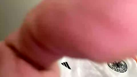 Snapshot of limbo2109 chatting on 12-21-25, 09:27 LIMBO online show from 12-21-25, 09:27