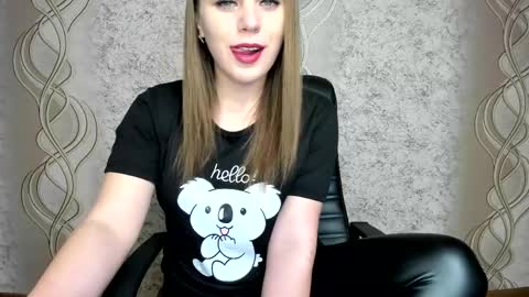 Snapshot of limebabykristi123 chatting on 05-11-26, 04:04 online show from 05-11-26, 04:04