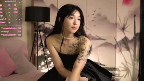 Lin Use menu to play with me  online show from 03-07-25, 06:11