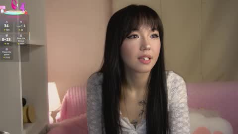 Snapshot of lin_kun chatting on 01-06-26, 08:45 Lin Use menu to play with me online show from 01-06-26, 08:45