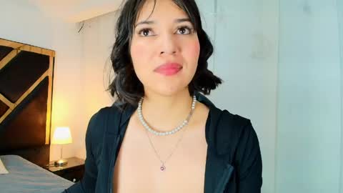  Lina Bedoya  online show from 06-09-26, 11:44