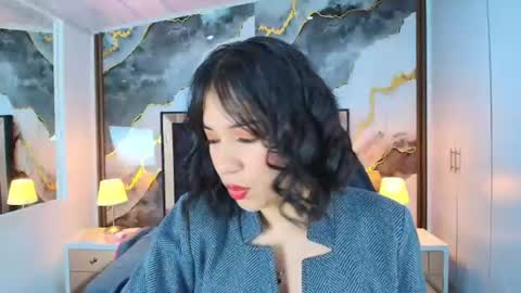  Lina Bedoya  online show from 07-04-26, 12:00