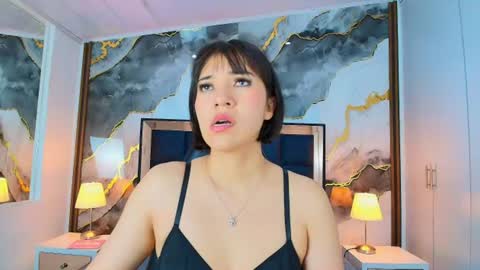  Lina Bedoya  online show from 07-27-26, 11:39