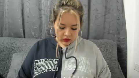 Lina Browm online show from 01-23-25, 02:12