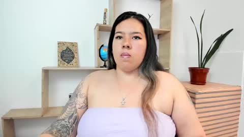 Lina Browm online show from 04-30-26, 06:25