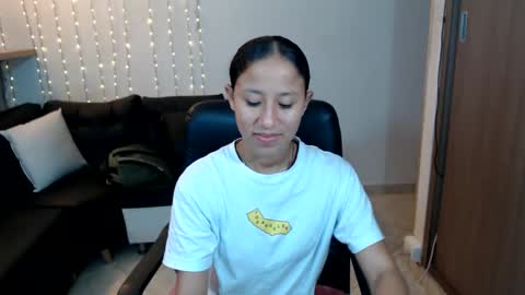 Snapshot of lina_kl chatting on 10-10-25, 03:49 lina_kl online show from 10-10-25, 03:49