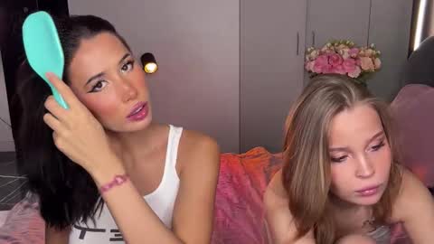 Snapshot of lina_kriss chatting on 02-06-26, 03:44 Kriss and Lina online show from 02-06-26, 03:44