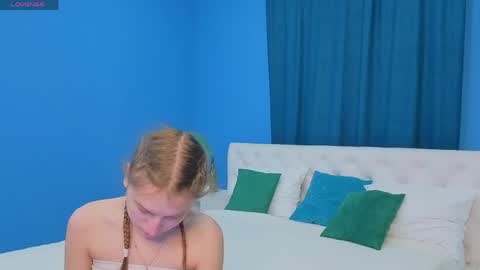lina_massey online show from 05-24-26, 12:26