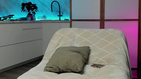 Lina -  online show from 12-05-24, 02:44