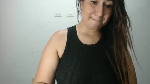 iiisabella online show from 02-10-25, 05:58