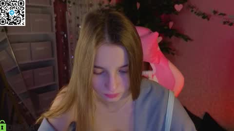 Snapshot of lina_reeds chatting on 02-09-26, 01:09 LINA online show from 02-09-26, 01:09