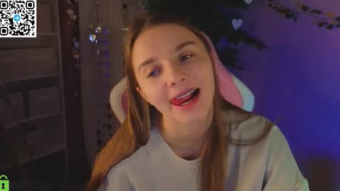 Snapshot of lina_reeds chatting on 02-18-26, 01:12 LINA online show from 02-18-26, 01:12