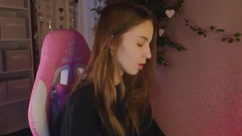 Snapshot of lina_reeds chatting on 03-04-26, 01:11 LINA online show from 03-04-26, 01:11