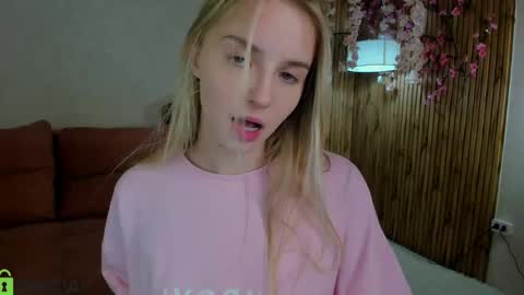 LINA online show from 05-19-26, 01:56