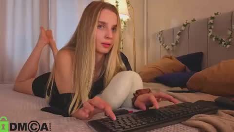 LINA online show from 07-07-26, 07:23