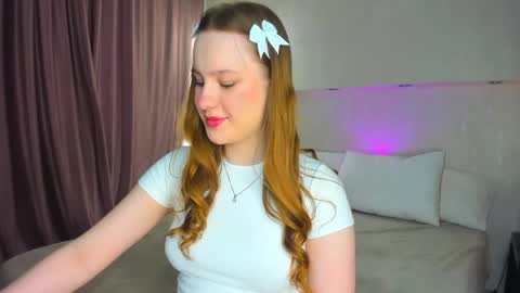 Lina online show from 04-14-26, 01:00