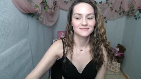 Lina online show from 12-24-24, 06:33