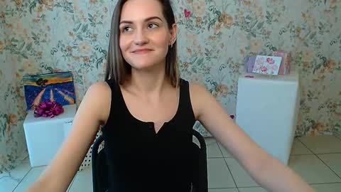 Lina online show from 03-07-25, 10:24