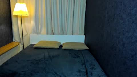 Lina online show from 12-24-24, 05:49