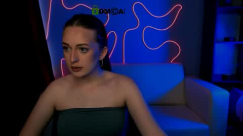 linaa_dolly online show from 05-26-26, 02:13