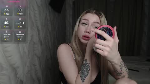 linacute52 online show from 02-13-25, 07:42