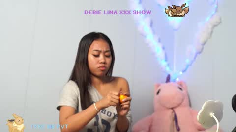 LinaDebie online show from 09-26-25, 04:11