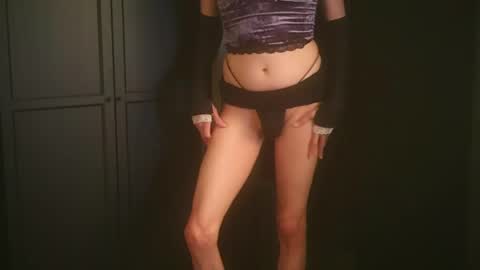 Lina online show from 05-30-26, 06:21