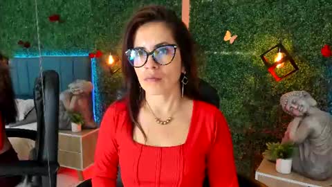 Lina  online show from 07-24-26, 11:30