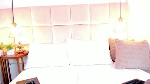 LinaGlam online show from 01-20-25, 10:37