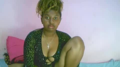 Snapshot of linah1123 chatting on 10-02-25, 11:17 linah1123 online show from 10-02-25, 11:17