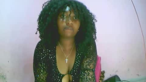 Snapshot of linah1123 chatting on 10-11-25, 09:46 linah1123 online show from 10-11-25, 09:46