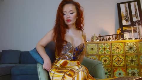 LinaKim online show from 01-11-26, 02:05