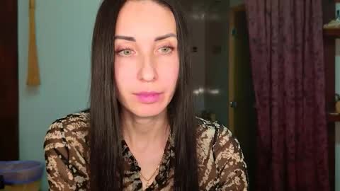 Snapshot of linalivee chatting on 02-10-26, 07:18 LinaLivee online show from 02-10-26, 07:18