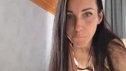 LinaLivee online show from 07-14-26, 10:09