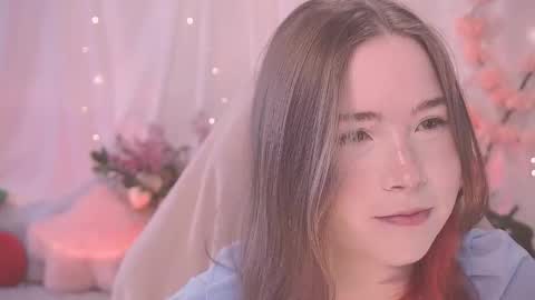 Snapshot of linalyy chatting on 09-19-25, 04:47 Lina online show from 09-19-25, 04:47