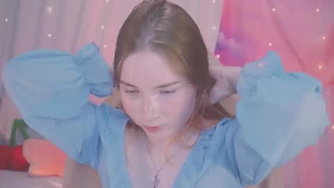 Snapshot of linalyy chatting on 12-18-25, 05:02 Lina online show from 12-18-25, 05:02